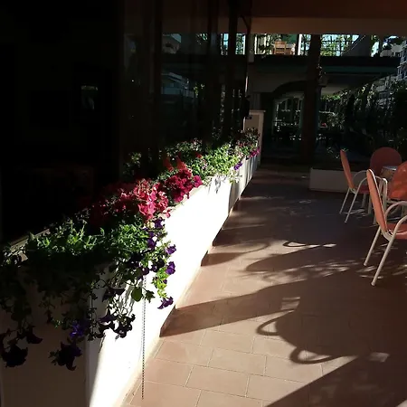 Corallo 2* San Mauro Mare